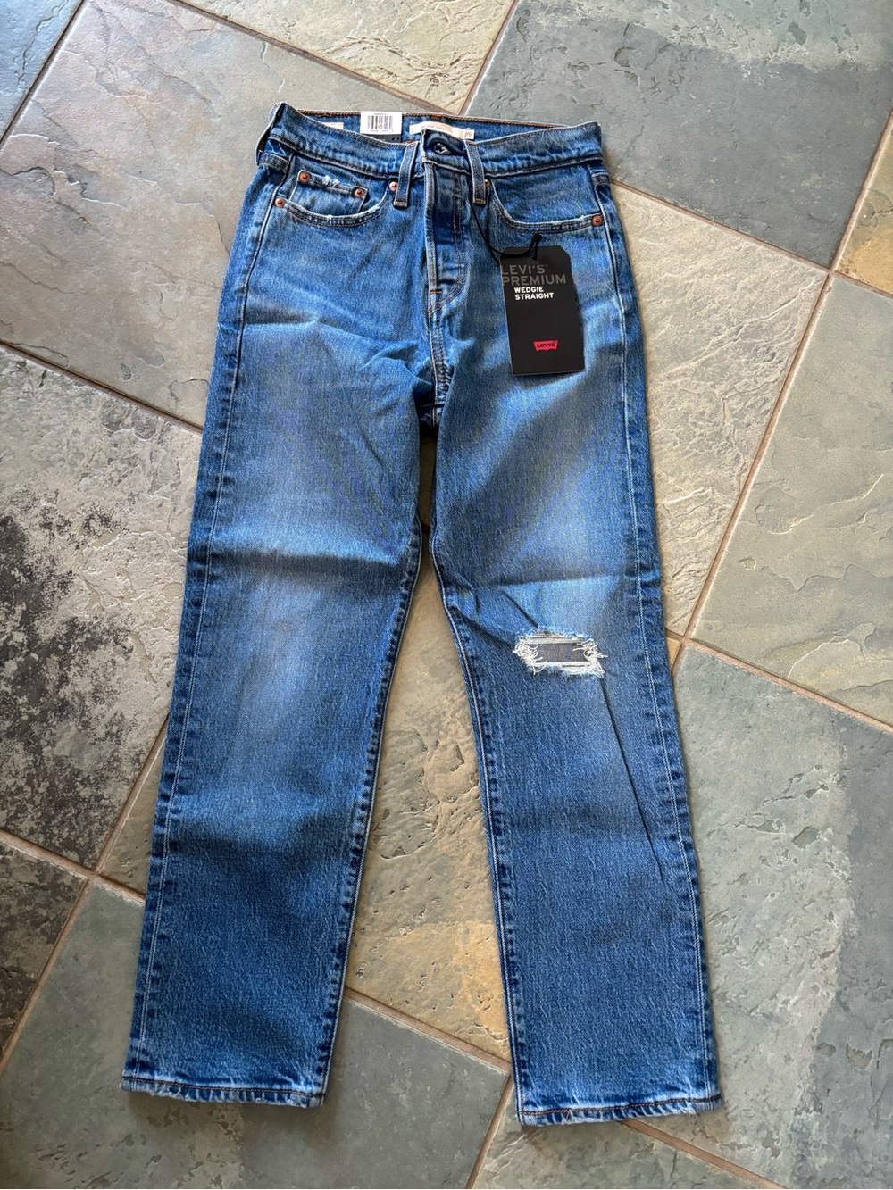 NWT Levi's Wedge Straight Jeans
